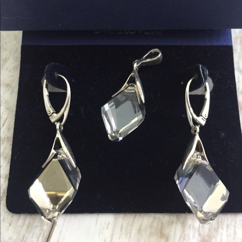 Silver set with Swarovski Crystal